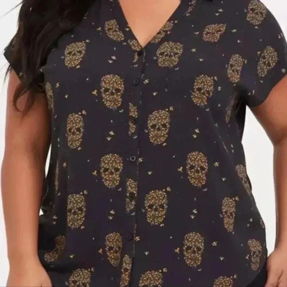 Torrid Challis Button Down Dolman Top, Size 00 - image 3